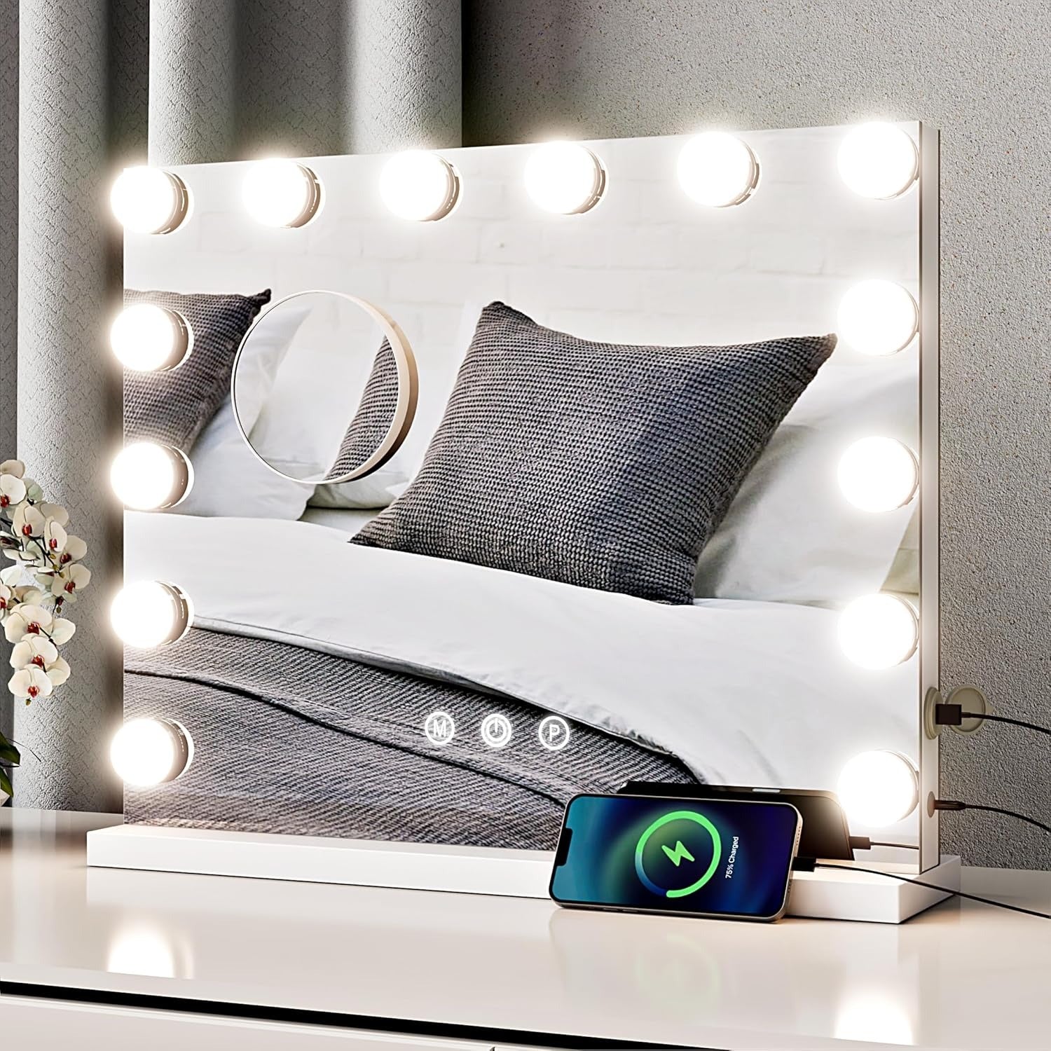 Hollywood vanity mirror 58x45cm featuring LED bulbs, built-in magnifying mirror, and phone charging via USB port.